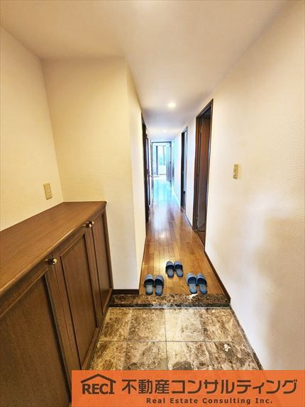 グランステイツ六甲・桜通の玄関