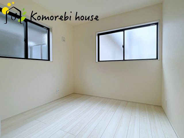 白岡市小久喜　新築一戸建て　リーブルガーデン　01の子供部屋|26.5.23　撮影済み
