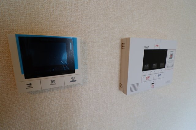 アイウェル湘南台のセキュリティ|セコムのセキュリティシステム、ＴＶインターフォン付きです