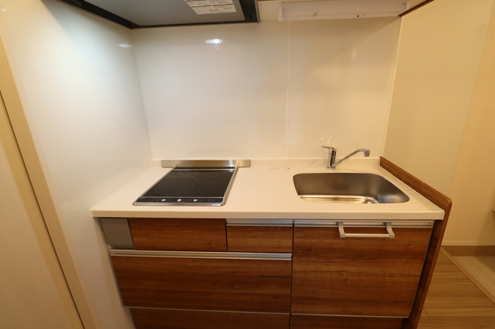 アイウェル湘南台のキッチン|２．５帖のシステムキッチン