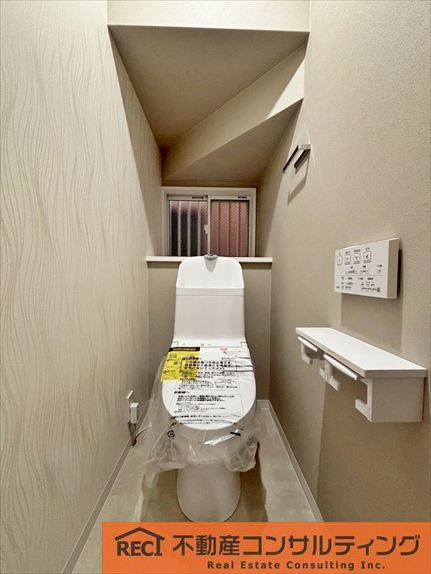 神戸市灘区国玉通1丁目　中古戸建のトイレ