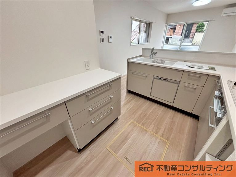 神戸市灘区国玉通1丁目　中古戸建のキッチン