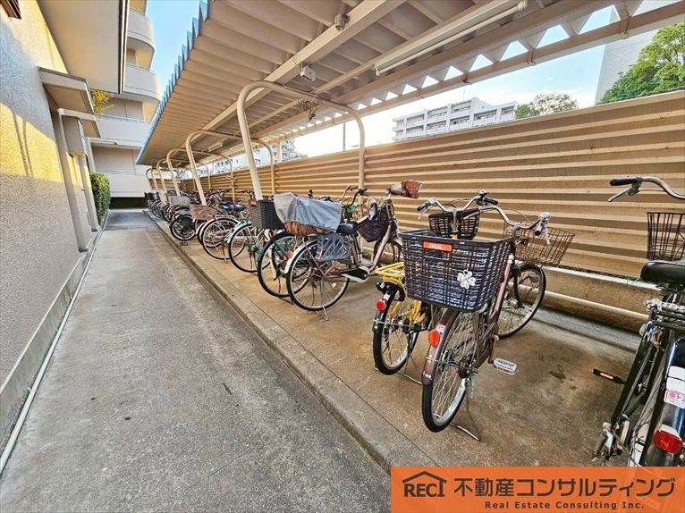 ジークレフ第二武庫川の駐輪場