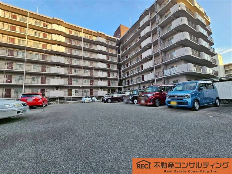 ジークレフ第二武庫川の駐車場