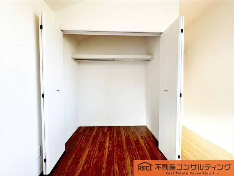 西宮市南甲子園2丁目　新築戸建　1号棟の収納