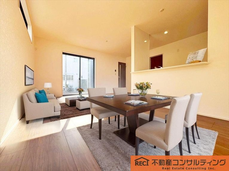 西宮市南甲子園2丁目　新築戸建　1号棟の内装|家事動線がスムーズな1階リビング！