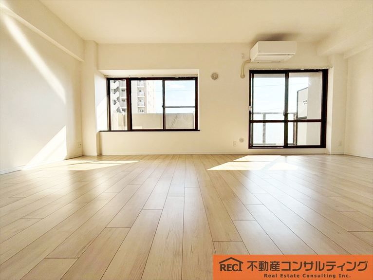 ファミール本山の洋室