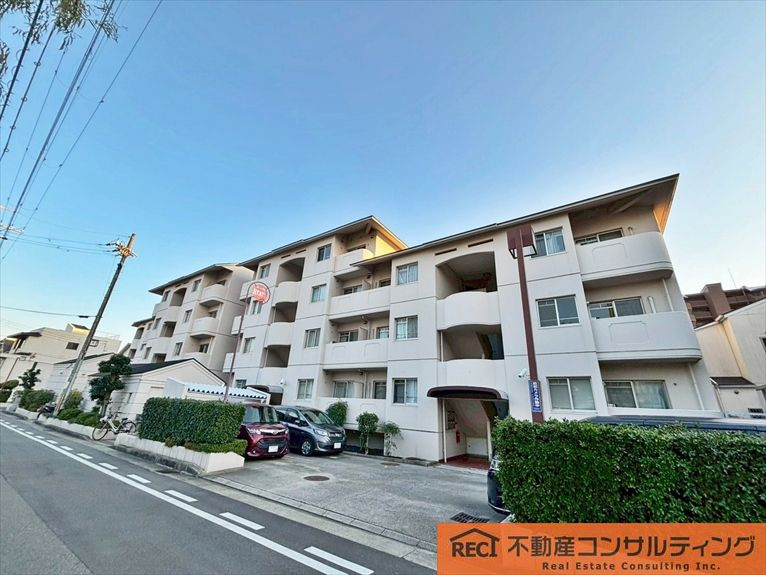 ローズハイツ西宮宮前町1号棟の外観