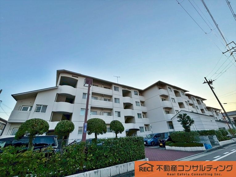 ローズハイツ西宮宮前町1号棟の外観