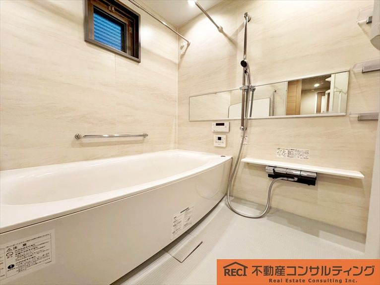 メープル御影山手セレヴィの浴室