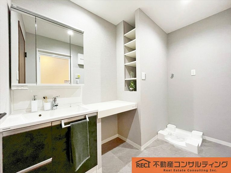 ルネ本山南の独立洗面台