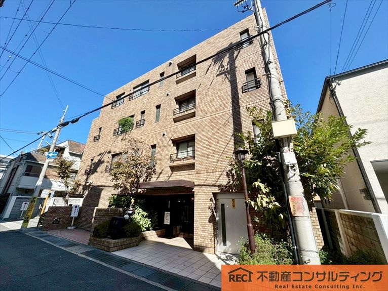 ルネ本山南の外観