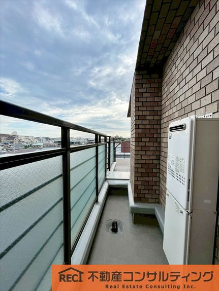 ルネ本山南のバルコニー