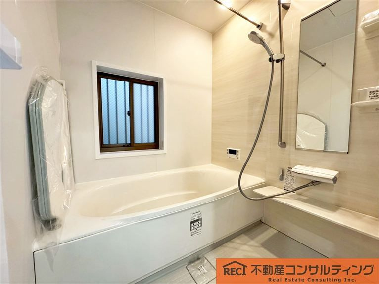 神戸市灘区上河原4丁目　中古戸建の浴室