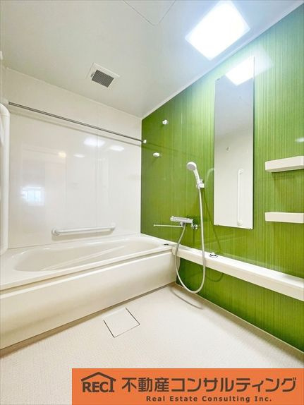 ライオンズマンション甲子園口二見町の浴室