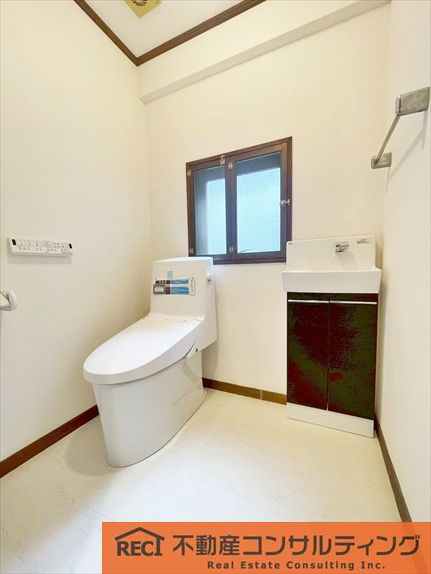 ライオンズマンション甲子園口二見町のトイレ