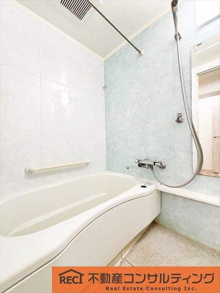 ライオンズマンション魚崎の浴室