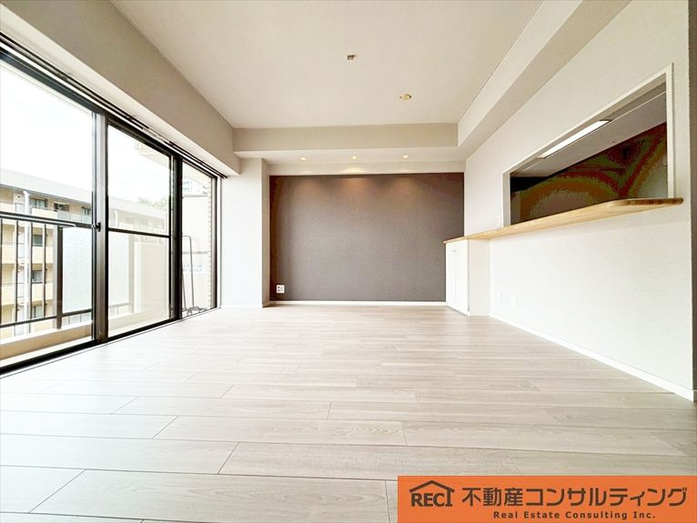 ジークレフ高羽二番館の居間・リビング