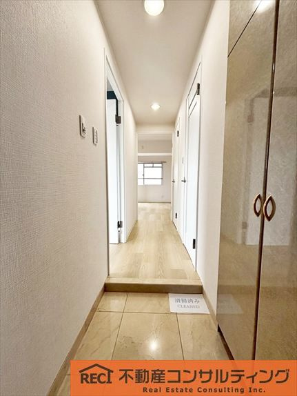 プリオーレ夙川さくら道の玄関