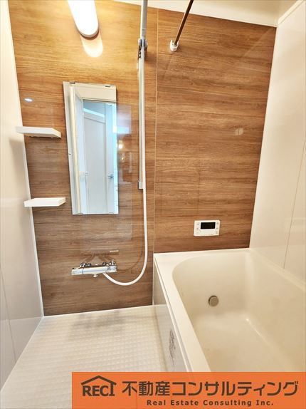 上野ハイツの浴室|阪急王子公園駅徒歩14分