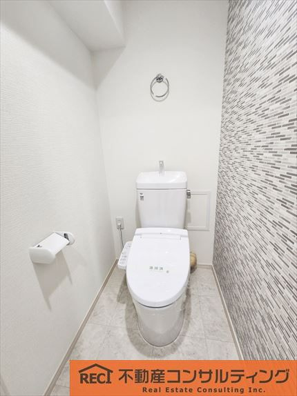 上野ハイツのトイレ|南向き陽当たり良好