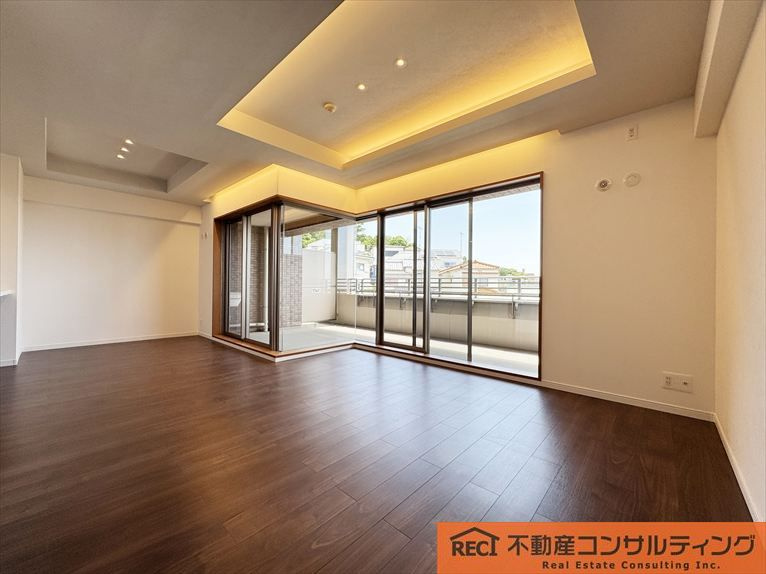 ジークレフ御影山手緑静館の洋室