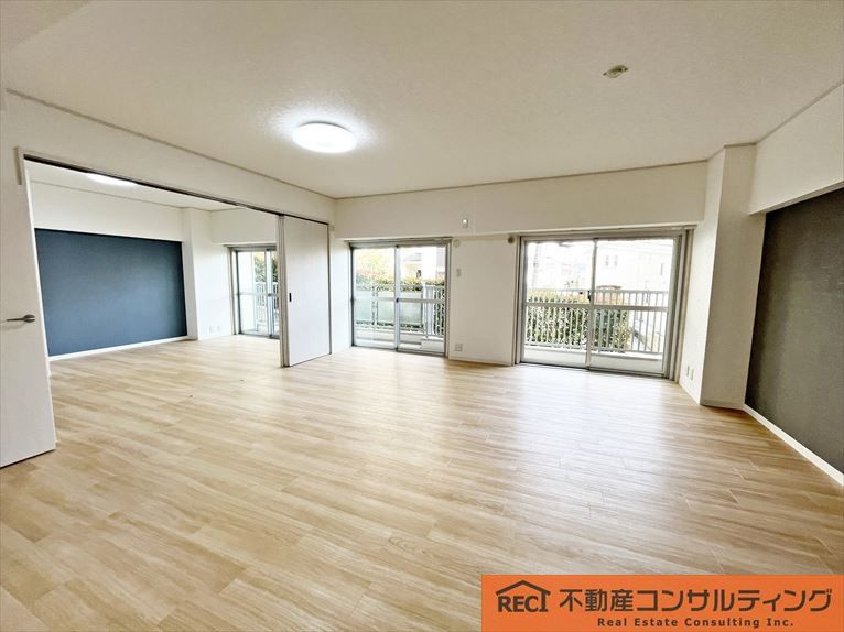 東急ドエル摩耶の居間・リビング