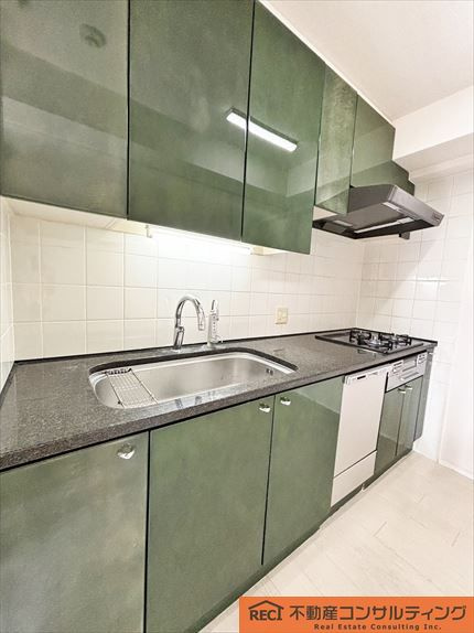 パレ・シェール苦楽園北夙川通りのキッチン|阪急苦楽園駅まで徒歩4分