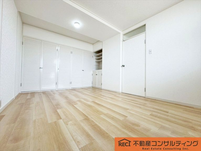 コボリクラスタ西宮北口の洋室