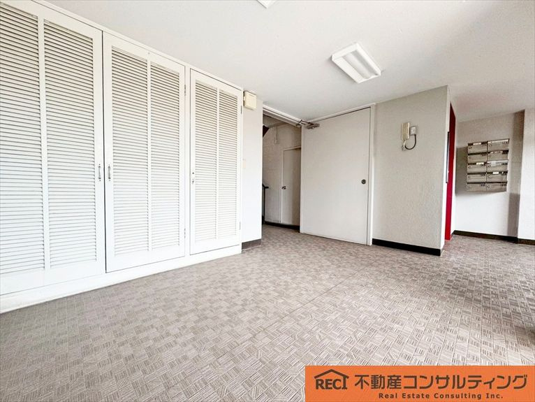 コボリクラスタ西宮北口のエントランス