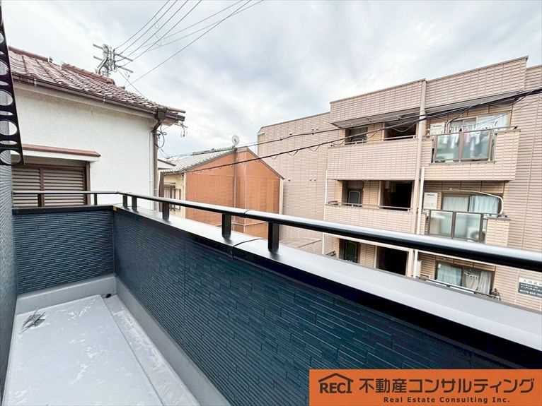 神戸市灘区神ノ木通3丁目　新築戸建　2号棟のバルコニー