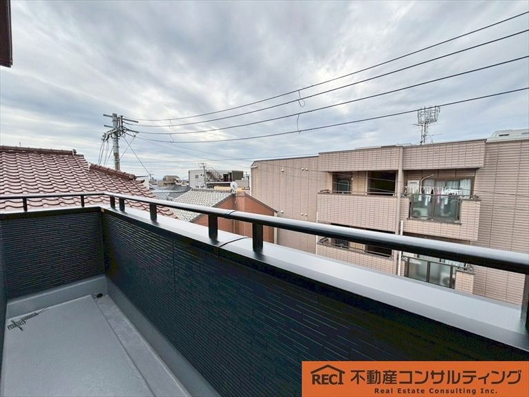 神戸市灘区神ノ木通3丁目　新築戸建　2号棟のバルコニー