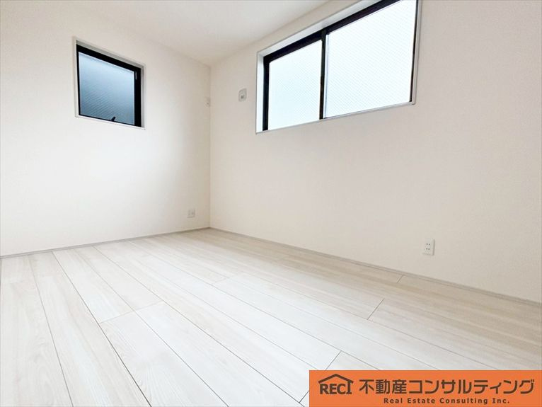 神戸市灘区神ノ木通3丁目　新築戸建　2号棟の寝室