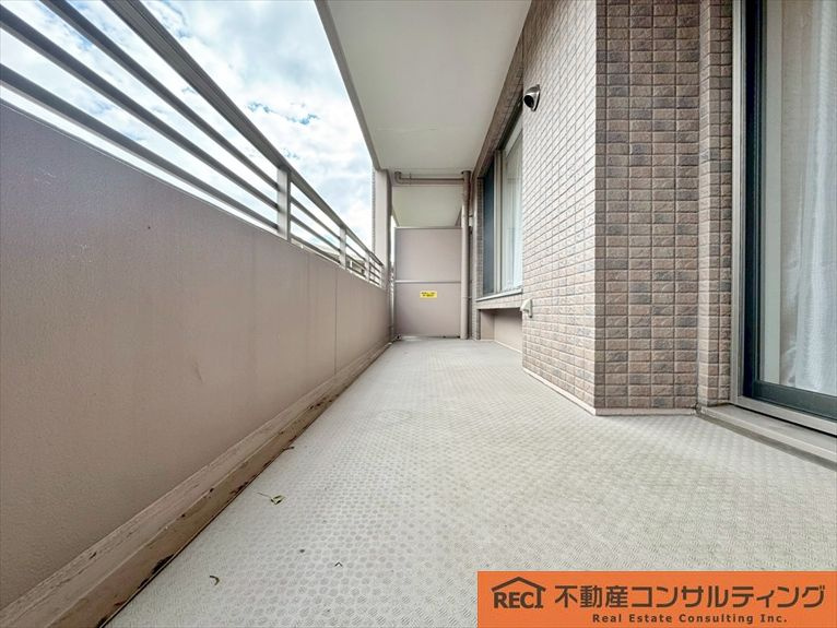 ジークレフ御影山手緑楓館のバルコニー