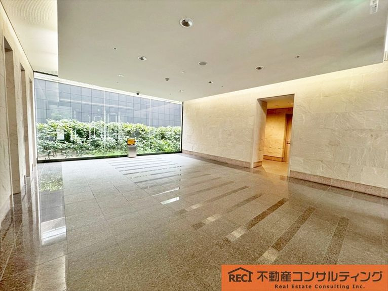 ジークレフ御影山手緑楓館のロビー