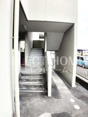 【エントランス】 | エクセル太田 | 清潔なエントランスです