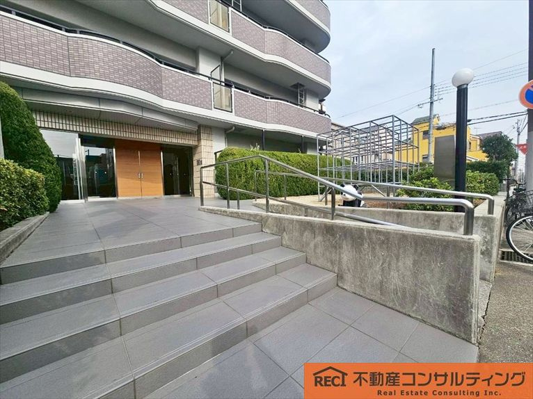 トゥー・ル・モンド本山のその他