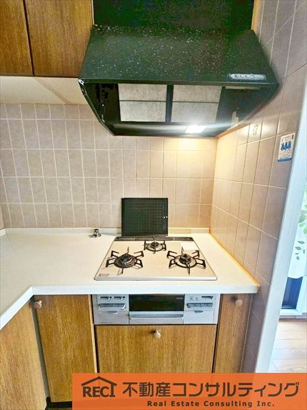 トゥー・ル・モンド本山のキッチン