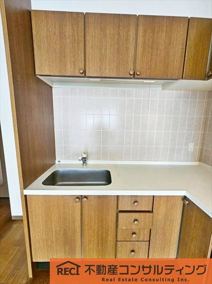 トゥー・ル・モンド本山のキッチン