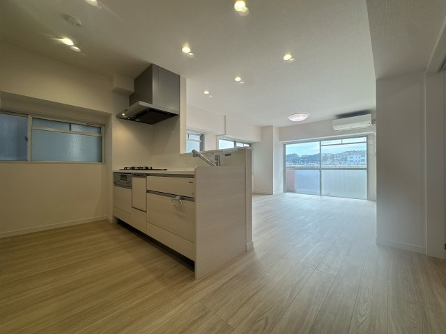 【居間・リビング】 | グランピア高宮☆仲介手数料無料☆