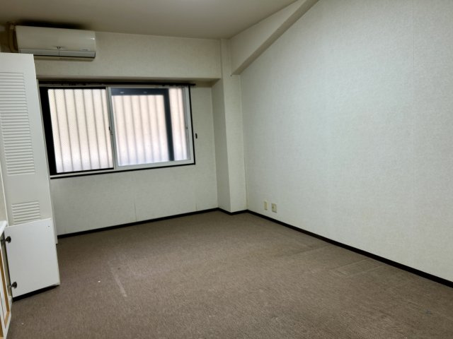 クリオ伊東壱番館の洋室