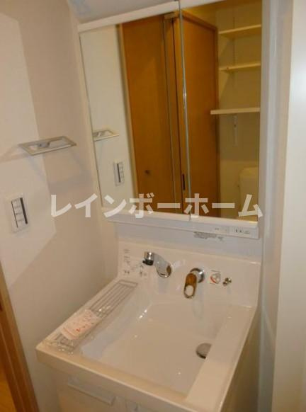 セゾンクレールの洗面所