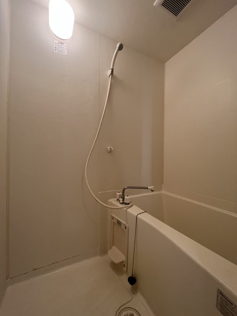 リブレア朝倉街道駅前の浴室|別号数タイプ