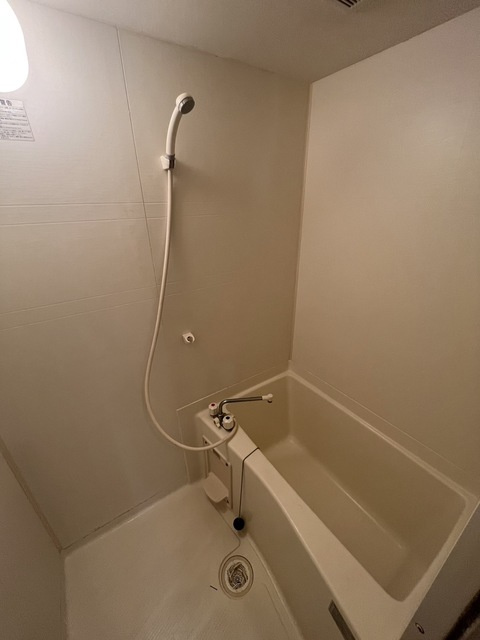 リブレア朝倉街道駅前の浴室|別号数タイプ