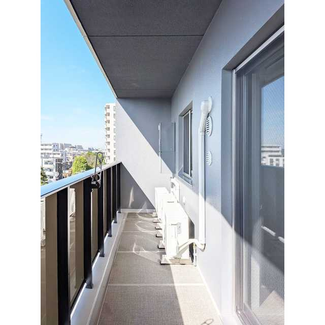 プライムガーデン若木のバルコニー