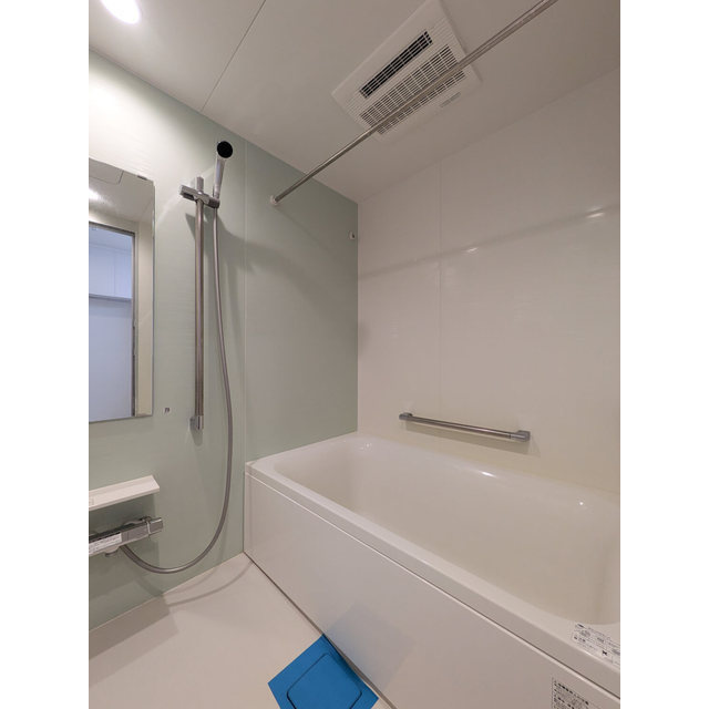 プライムガーデン若木の浴室