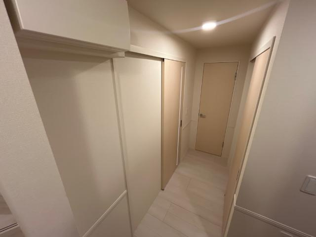 ＩＶＹＣＯＵＲＴ　-アイビーコート-の内装|廊下