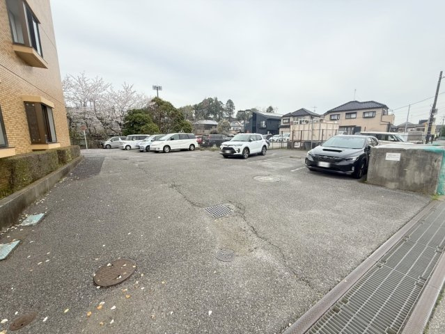 ダイアパレス新柏の駐車場|共用部・駐車場