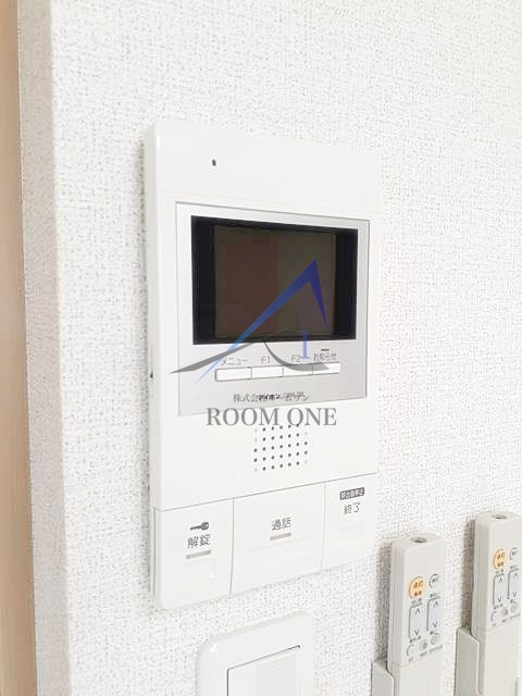 プリマヴェリーナのセキュリティ|モニター付きインターホンです。