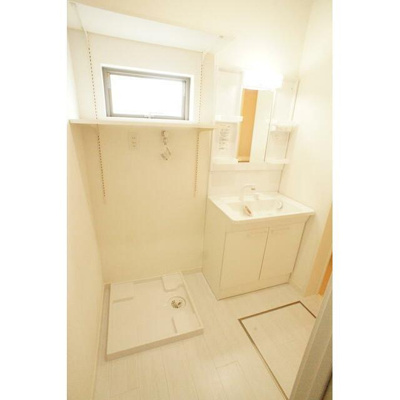 【洗面所】 | maisonette park美園 | ゆったりとスペースのある洗面所